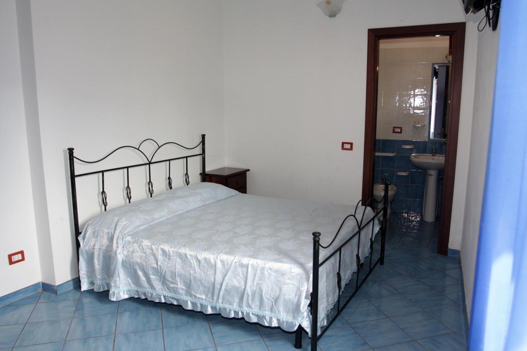Aparthotel Santaclara Camerota